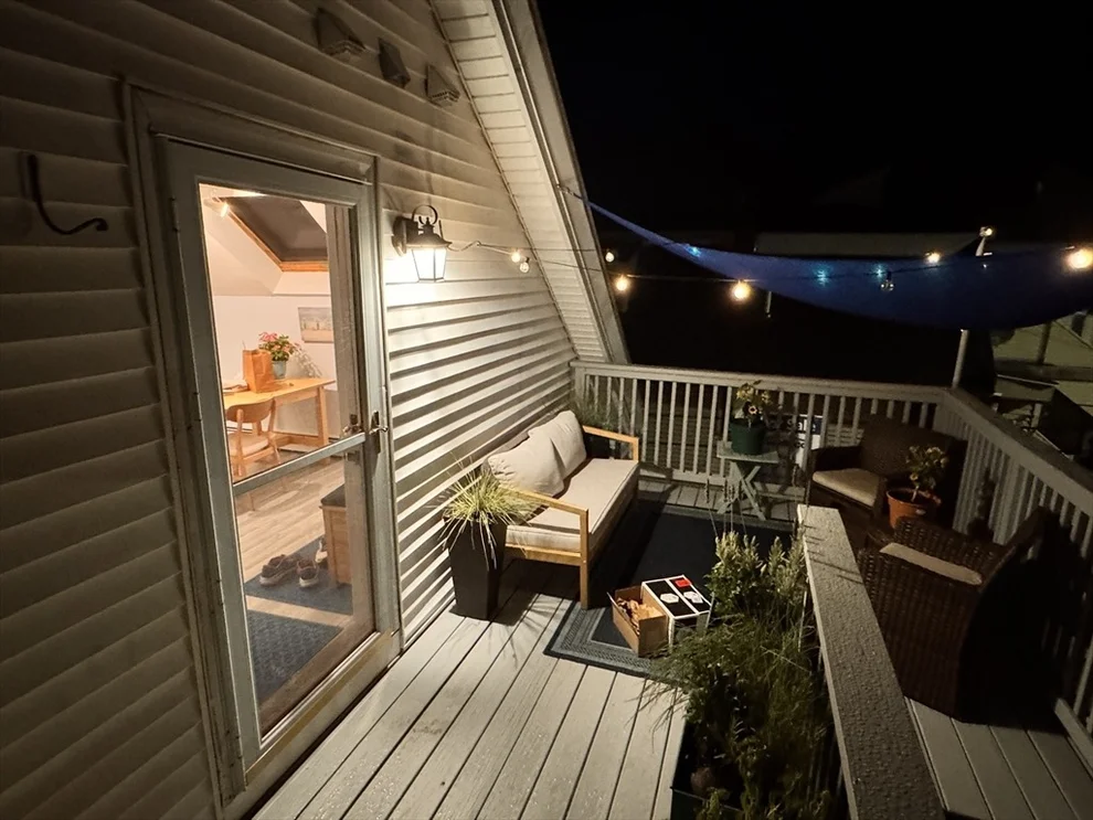 Unit for sale at 169 Merrimac St, Newburyport, MA 01950