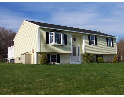 Unit for sale at 113 Dana Rd, Oxford, MA 01540
