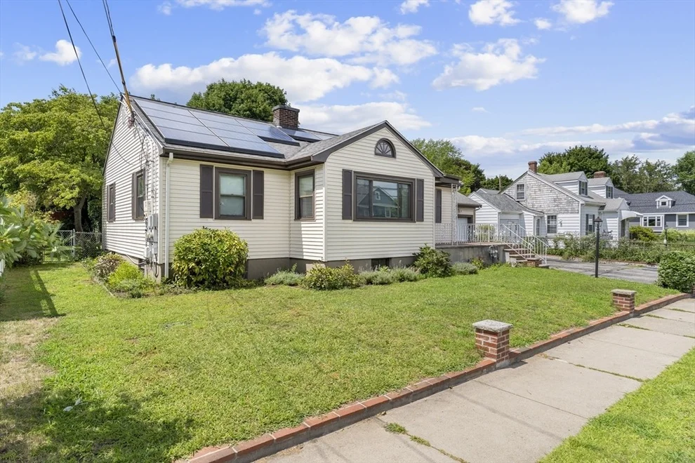 Unit for sale at 96 Loring Ave, Winchester, MA 01890