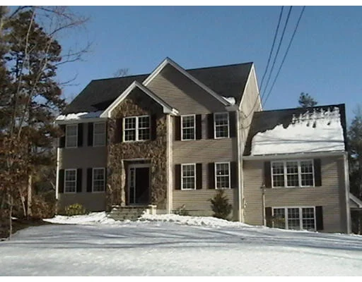 Unit for sale at 16 Asylum St, Mendon, MA 01756