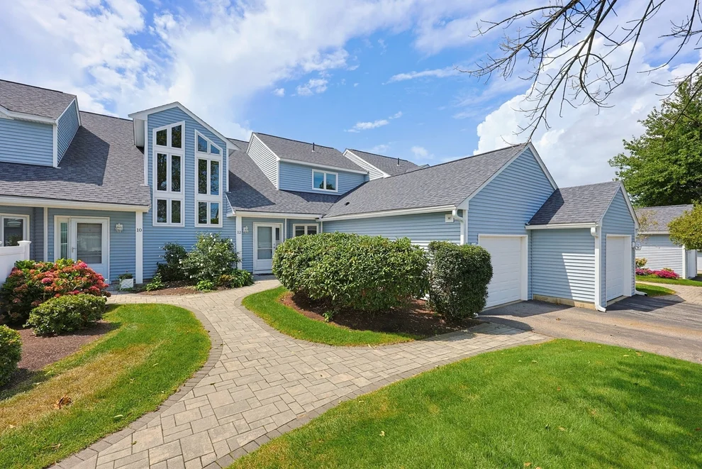 Unit for sale at 12 Fairway Dr, Plymouth, MA 02360