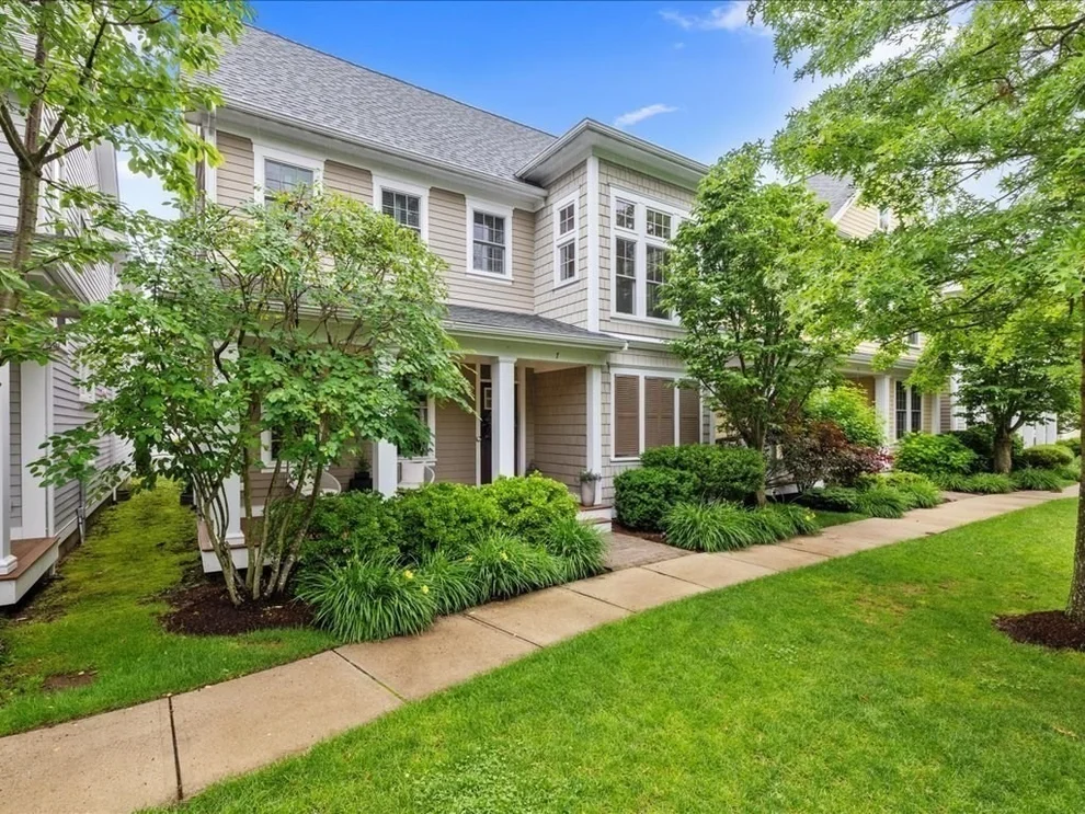 Unit for sale at 7 Blair Grn, Weymouth, MA 02190