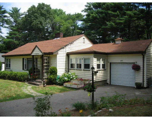 Unit for sale at 288 Coney Street, Walpole, MA 02081