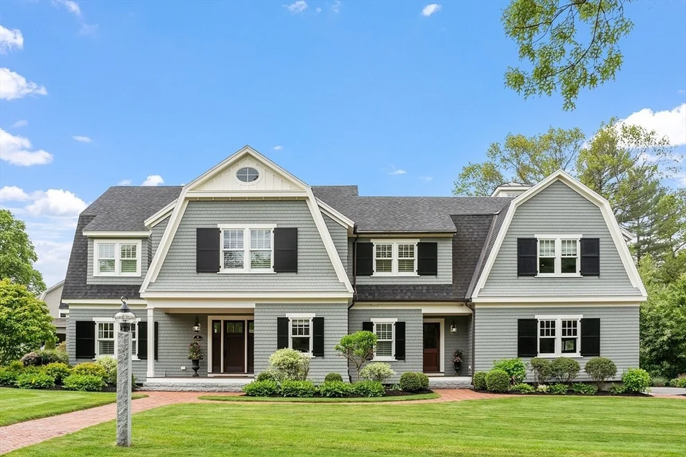 Unit for sale at 2 Eastman Road, Andover, MA 01810