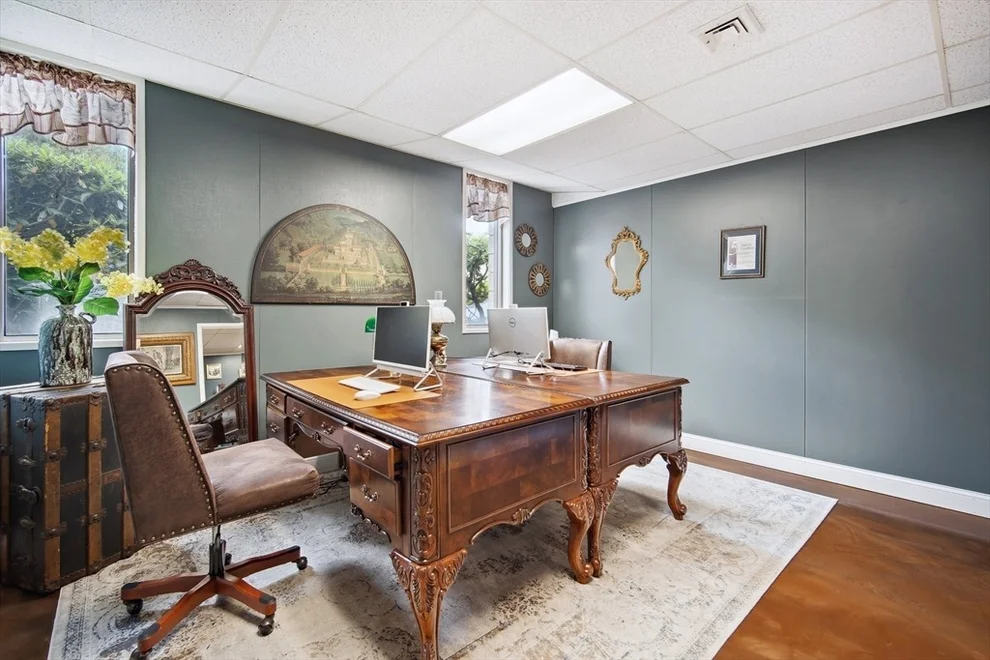 Unit for sale at 264 N Main St, East Longmeadow, MA 01028