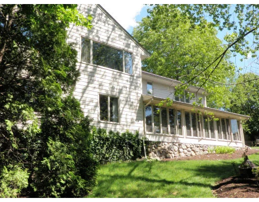 Unit for sale at 3 Russet Lane, Melrose, MA 02176