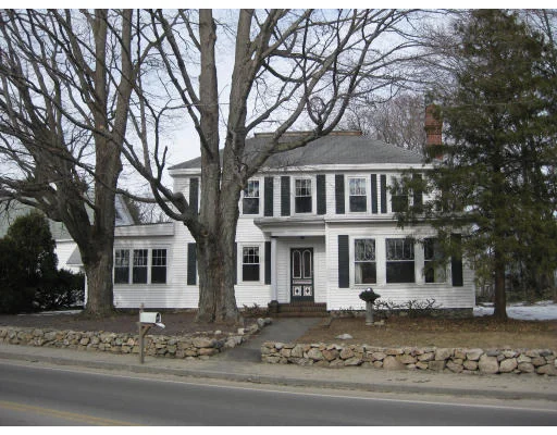 Unit for sale at 5 Winter Street, North Reading, MA 01864