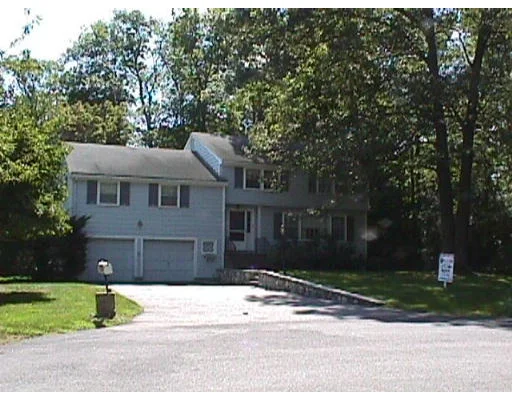 Unit for sale at 10 Pocahontas Dr, Winchester, MA 01890