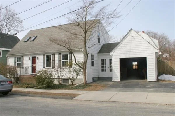 Unit for sale at 27 Reynolds Ave, Natick, MA 01760