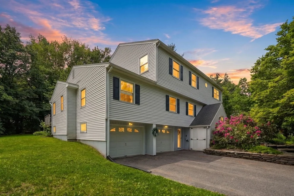 Unit for sale at 189 Pondview Dr, Amherst, MA 01002