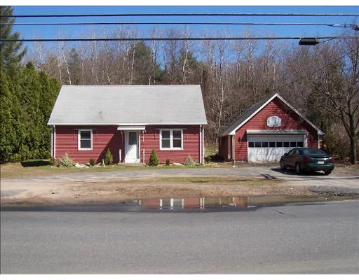 Unit for sale at 975 E Mountain Rd, Westfield, MA 01085