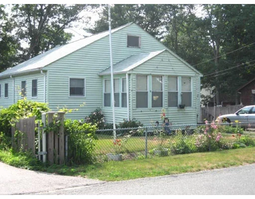 Unit for sale at 22 Temple Rd, Marshfield, MA 02050