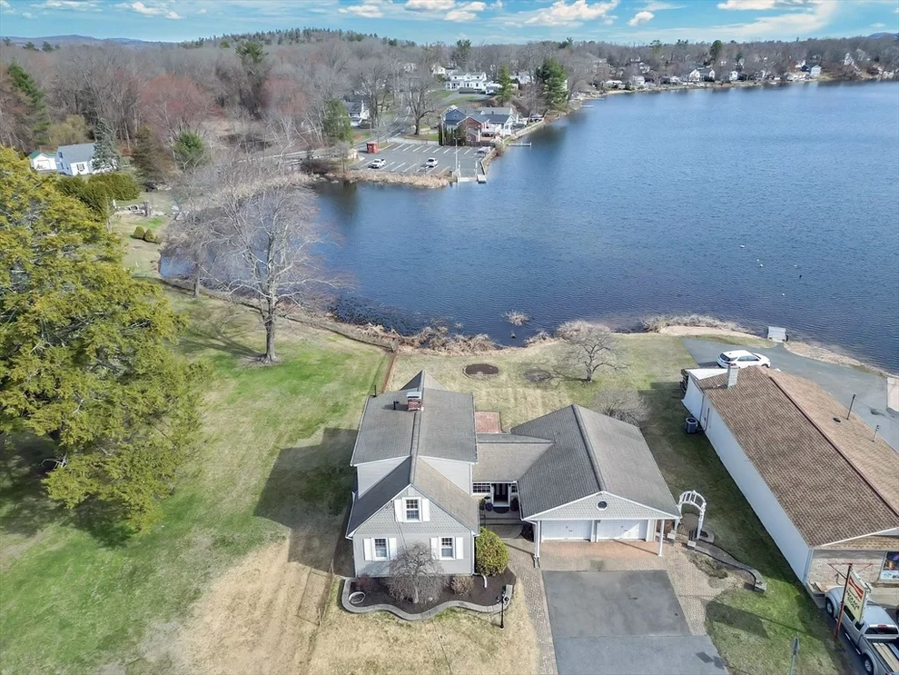 Unit for sale at 116 Congamond Rd, Southwick, MA 01077