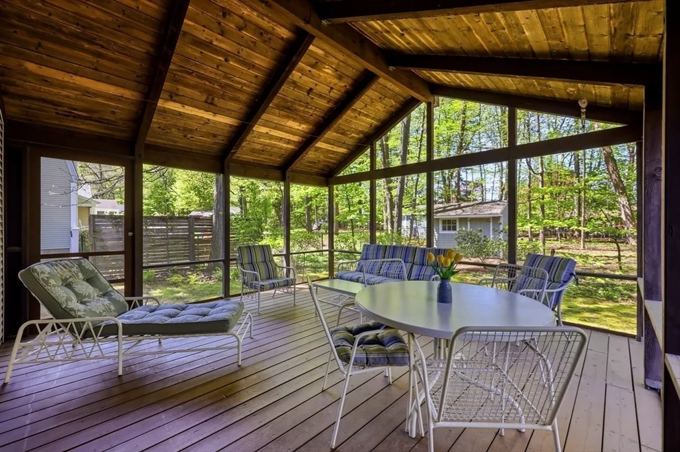 Unit for sale at 291 Forest Glen, West Springfield, MA 01089
