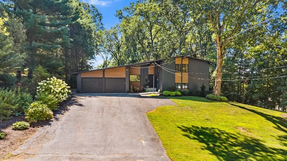 Unit for sale at 21 Bosworth Road, Framingham, MA 01701