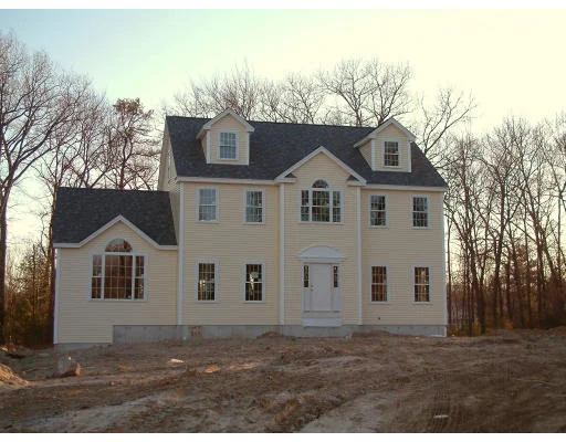 Unit for sale at 567 Salem Street, North Andover, MA 01845