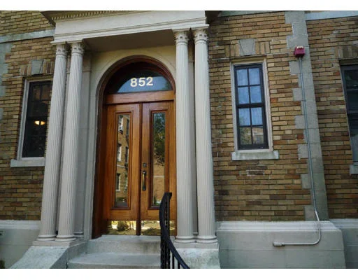 Unit for sale at 852 Massachusetts Ave, Cambridge, MA 02139