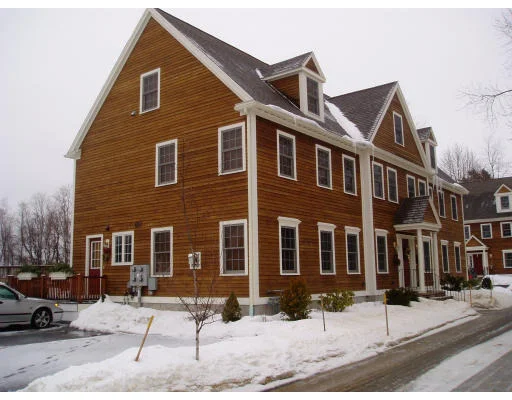 Unit for sale at 10 Olde Ipswich Way, Ipswich, MA 01938