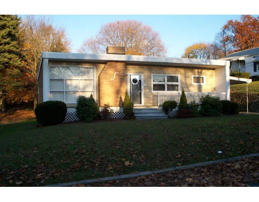 Unit for sale at 10 Rock St, Woburn, MA 01801