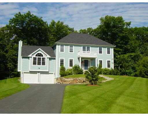 Unit for sale at 18 Pilgrim Rd, Ashland, MA 01721