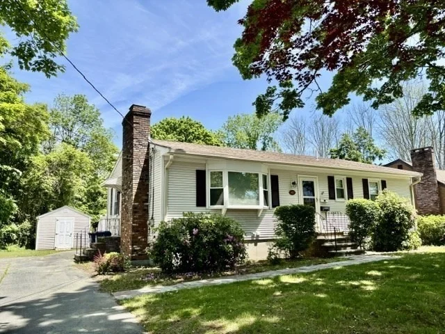 Unit for sale at 4122 Acushnet Ave, New Bedford, MA 02745