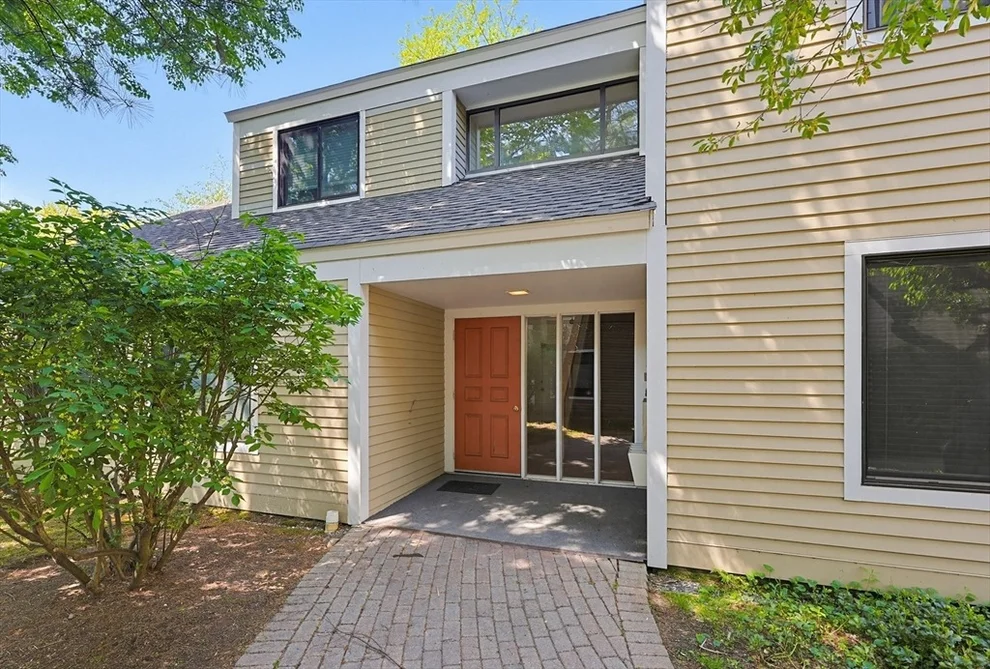 Unit for sale at 3 Concord Greene, Concord, MA 01742