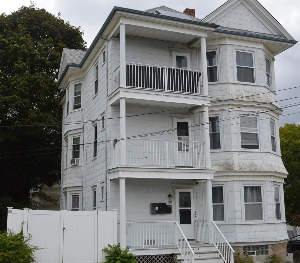Unit for sale at 543 Coggeshall St, New Bedford, MA 02746