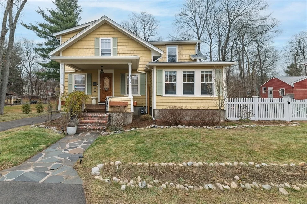 Unit for sale at 277 Central Street, Mansfield, MA 02048