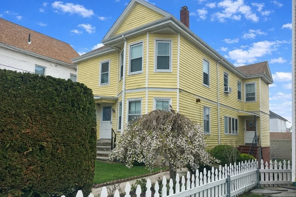 Unit for sale at 322 Coffin Ave, New Bedford, MA 02746
