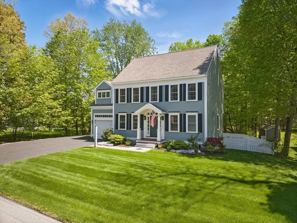 Unit for sale at 8 Elizabeth St, Amesbury, MA 01913