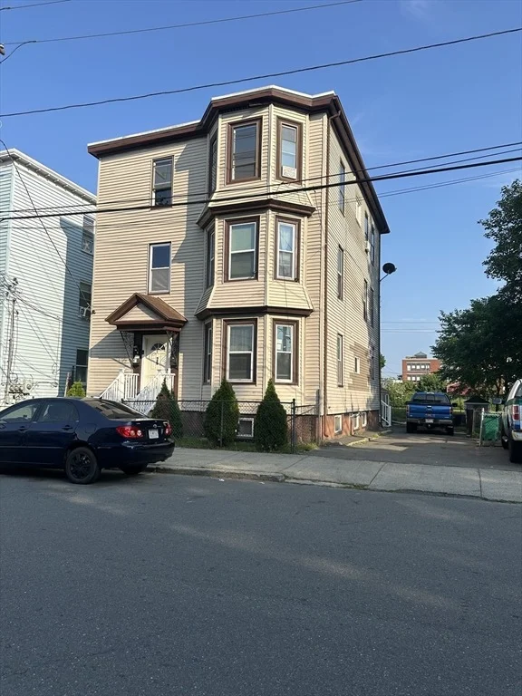 Unit for sale at 26 Woodman St, Lynn, MA 01905