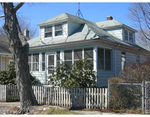 Unit for sale at 4 Maple Ave, Fairhaven, MA 02719