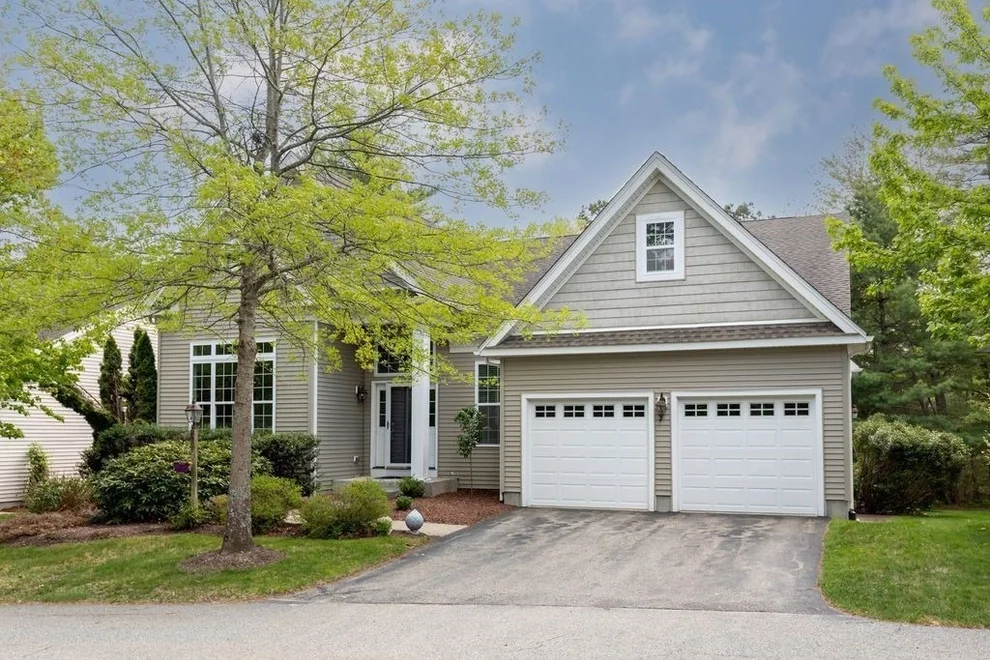 Unit for sale at 9 Saddleback, Plymouth, MA 02360