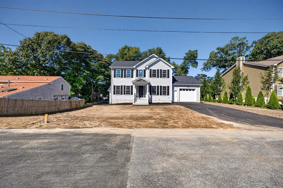Unit for sale at 40 N Ogden St, Fall River, MA 02723