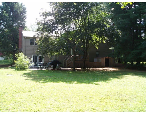 Unit for sale at 3 Doyle Cir, Framingham, MA 01701