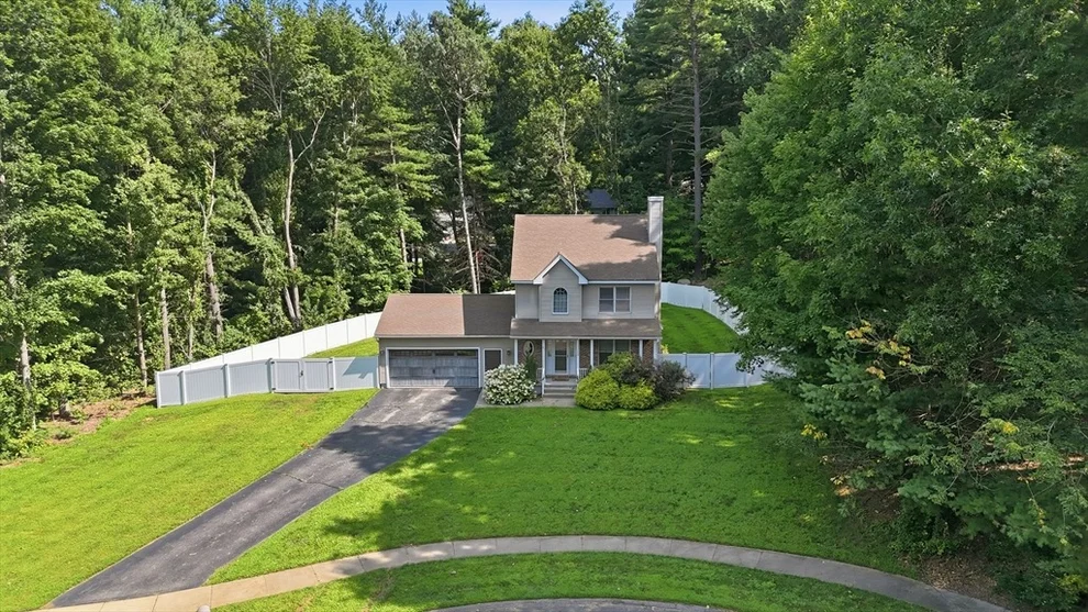 Unit for sale at 27 Judy Ln, East Longmeadow, MA 01028