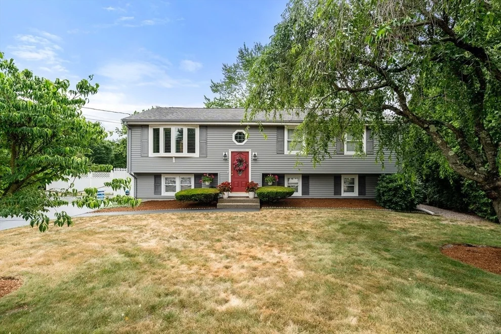 Unit for sale at 59 Branch St, Mansfield, MA 02048
