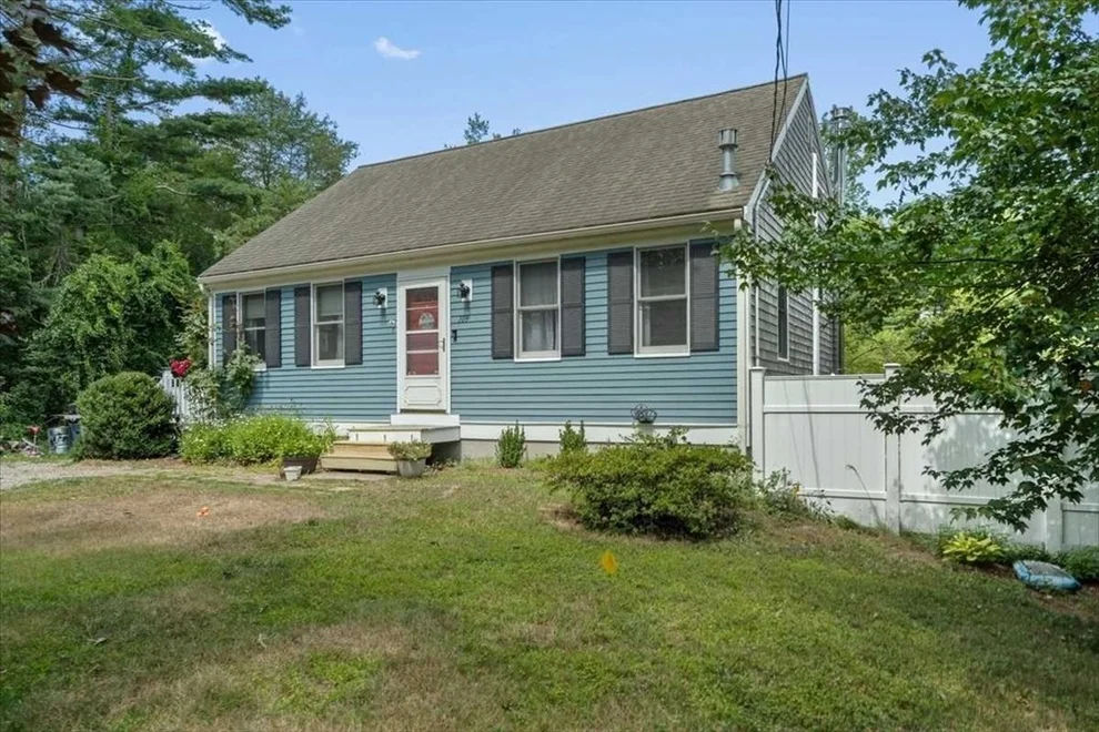 Unit for sale at 109 Buzzards Bay Dr, Plymouth, MA 02360