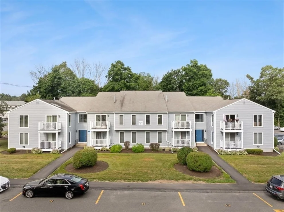 Unit for sale at 144 Hart St, Taunton, MA 02780