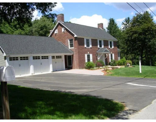 Unit for sale at 23 Derby Lane, Weston, MA 02493
