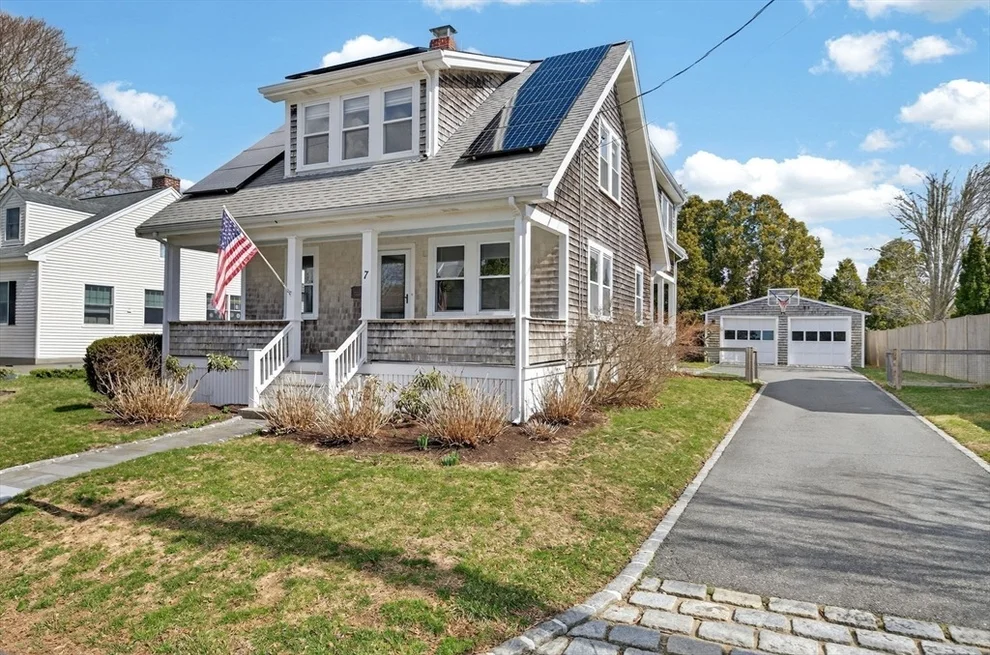 Unit for sale at 7 Akin St, Dartmouth, MA 02748