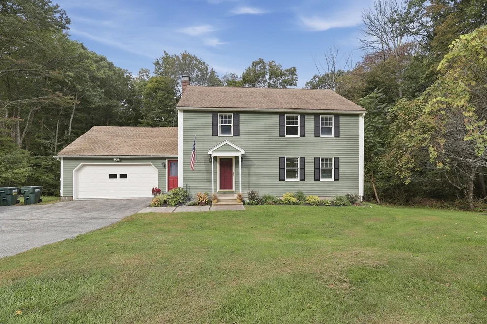 Unit for sale at 10 Garrison Heights Drive, Oxford, MA 01540