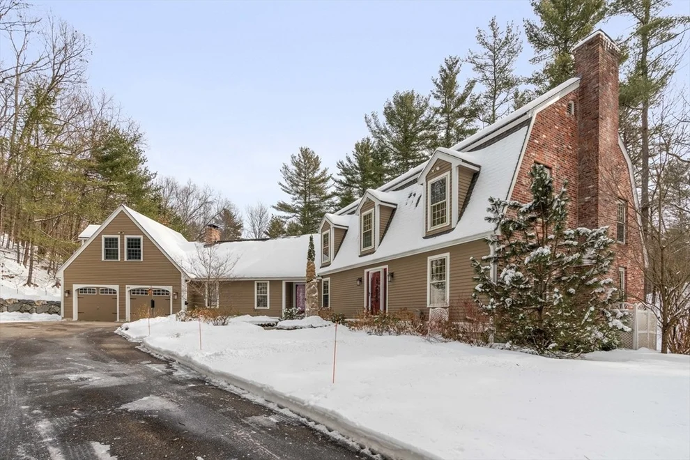 Unit for sale at 498 Old Dunstable Road, Groton, MA 01450