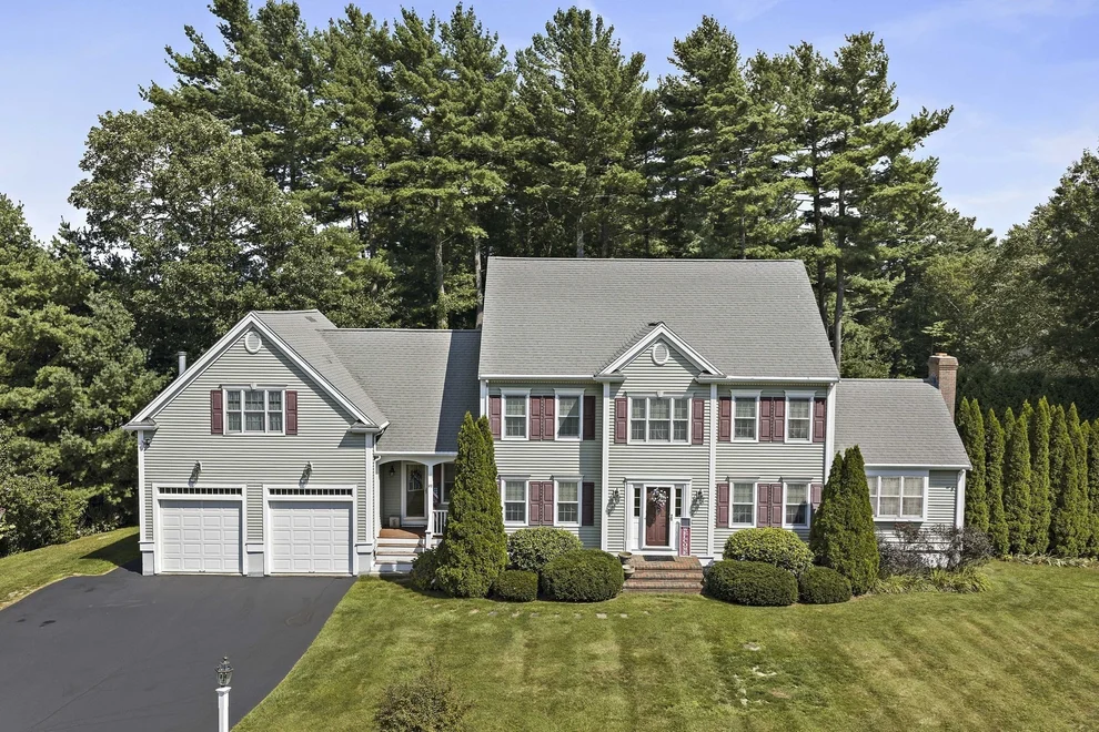 Unit for sale at 49 Lantern Ln, Pembroke, MA 02359