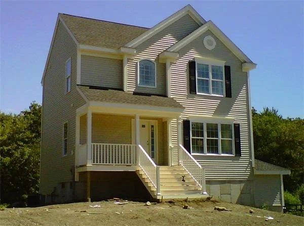 Unit for sale at 34 Stephen French, Swansea, MA 02777