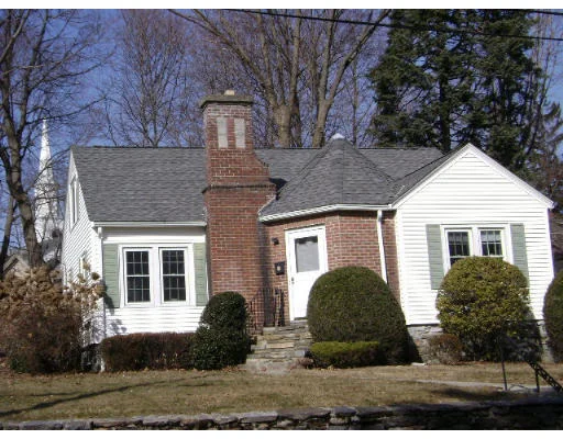 Unit for sale at 2 Maxdale Rd, Worcester, MA 01602