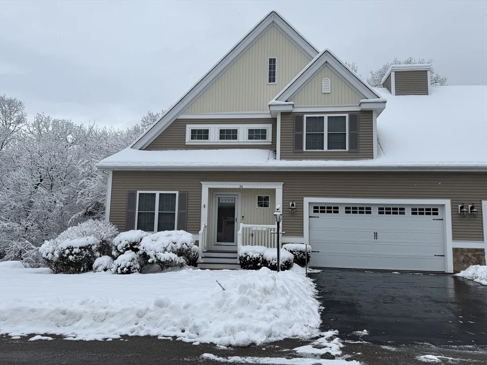 Unit for sale at 30 Longobardi Dr, Franklin, MA 02038