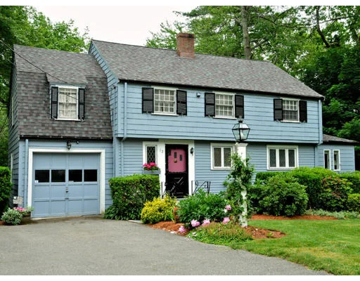 Unit for sale at 12 Lockeland Road, Winchester, MA 01890