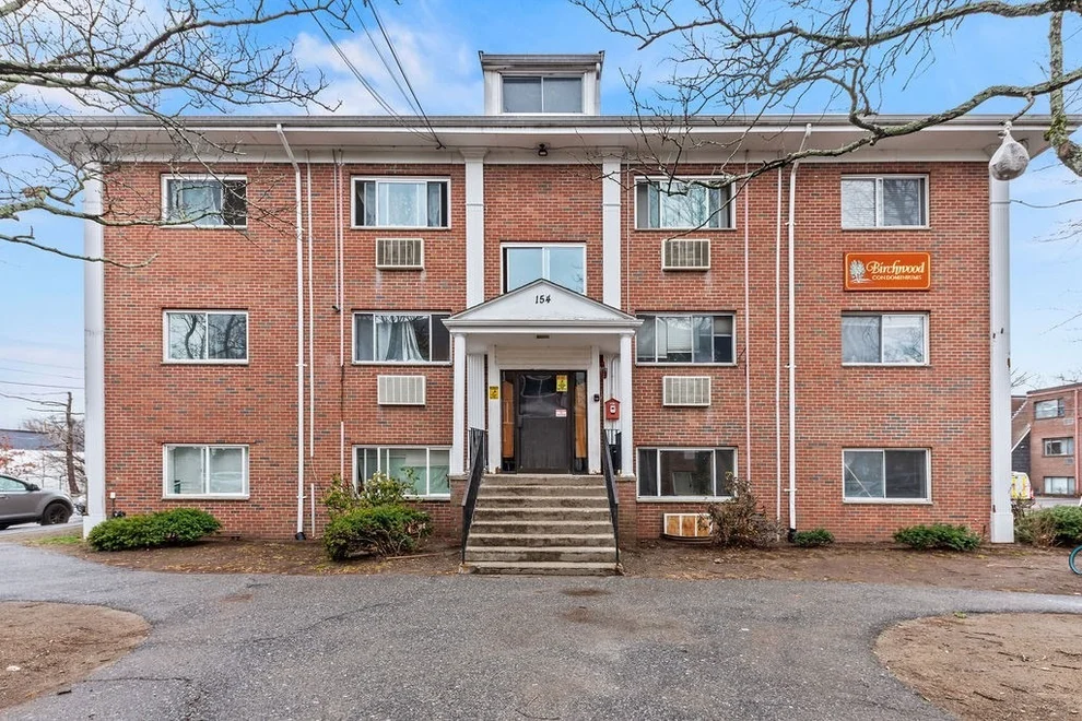 Unit for sale at 154 Second St, Framingham, MA 01702