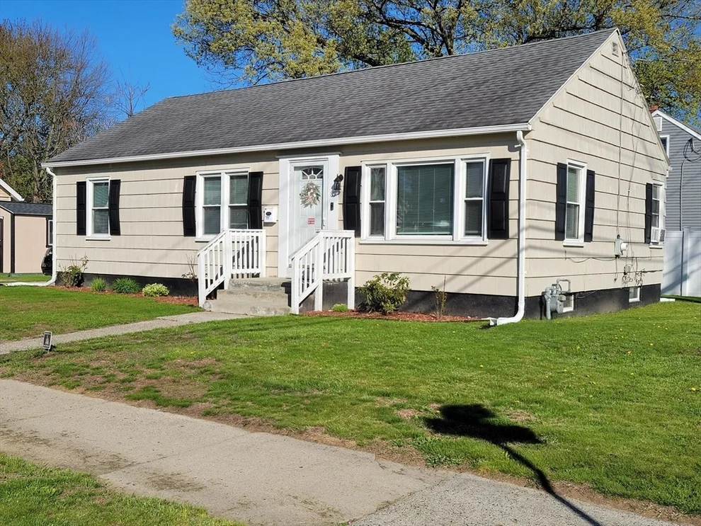 Unit for sale at 85 Farnsworth, Springfield, MA 01107